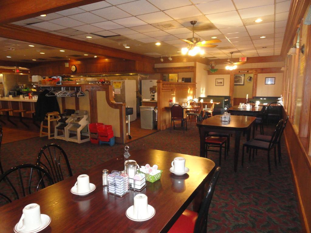 Grand Rapids Inn Wyoming Esterno foto