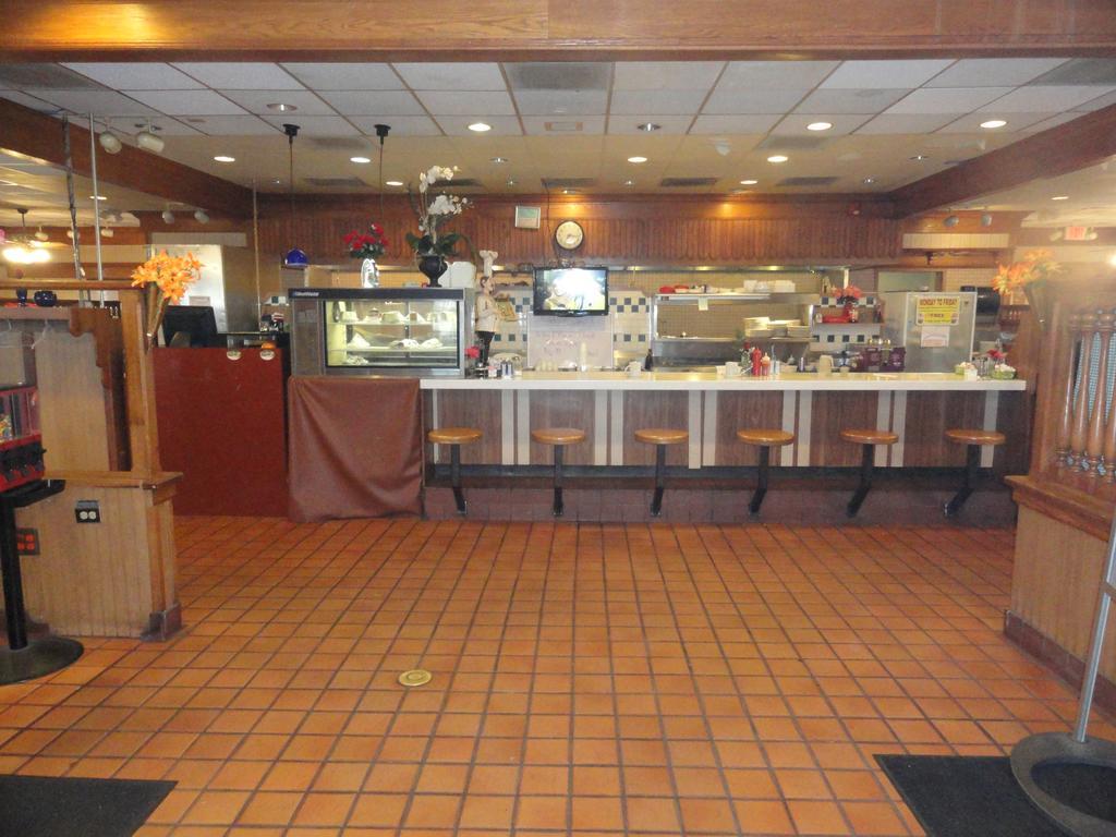 Grand Rapids Inn Wyoming Esterno foto
